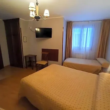 La Estrada Hotel 2*