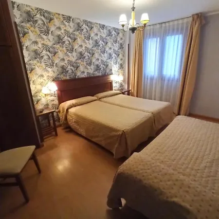 拉埃斯特拉达酒店 阿里翁达斯